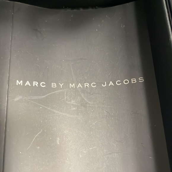 Marc Jacob watch - Picture 2 of 4